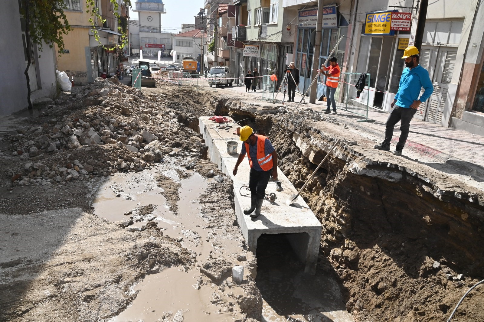 Manisa'da su taşkınlarına son verecek çalışma-2