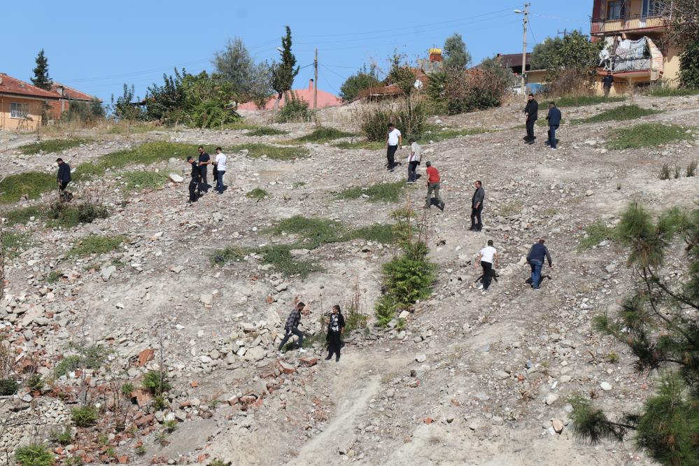 Denizli'de boş arazide insan kemikleri bulundu