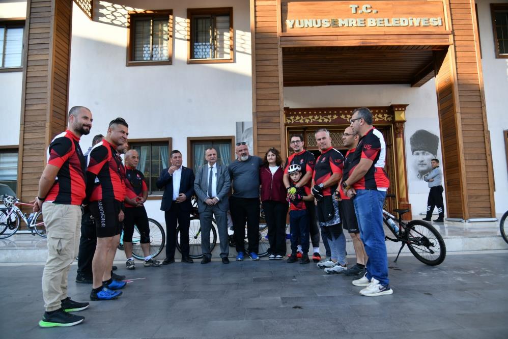 Şiddet olaylarına dikkat çeken sporcular bin 250 kilometre pedal çevirecek