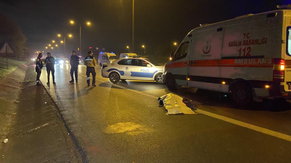 Kontrolden çıkan motosiklet devrildi: 2 kişi öldü