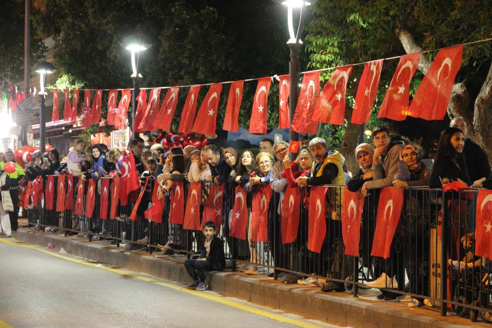 Fazıl Say ve Serenad Bağcan'dan muhteşem konser