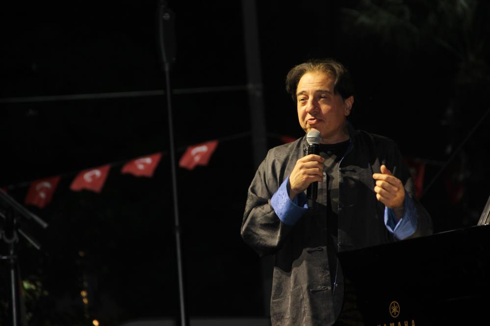 Fazıl Say ve Serenad Bağcan'dan muhteşem konser