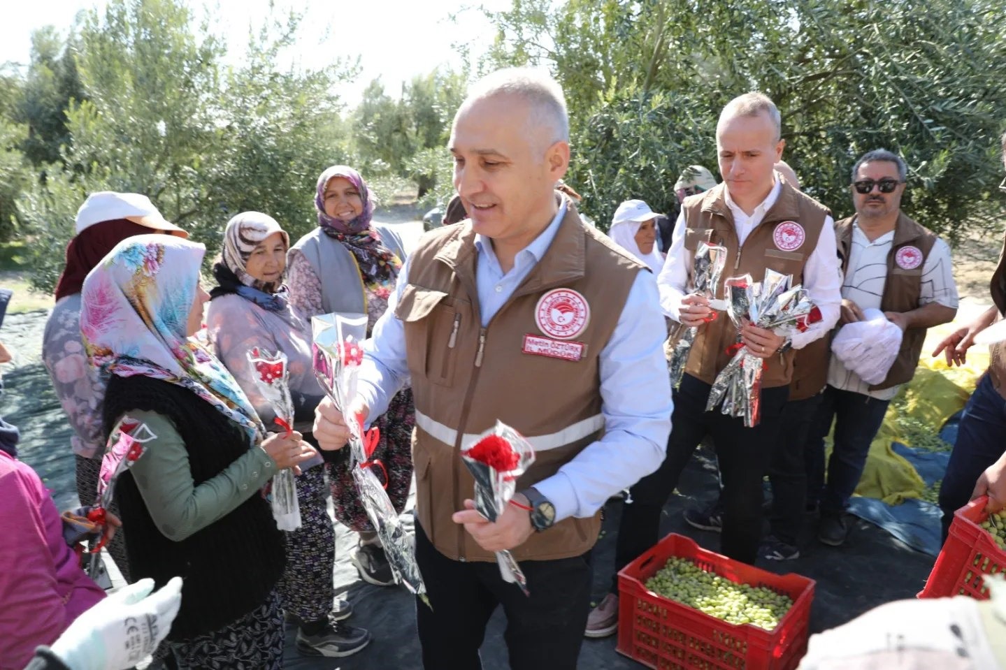 Manisa'da Dünya Kadın Çiftçiler Günü'nde emekçi kadınlar ile bir araya gelindi