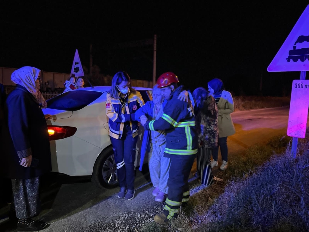 Manisa'da kayıp olarak aranan kadın üzüm bağlarında bulundu-1