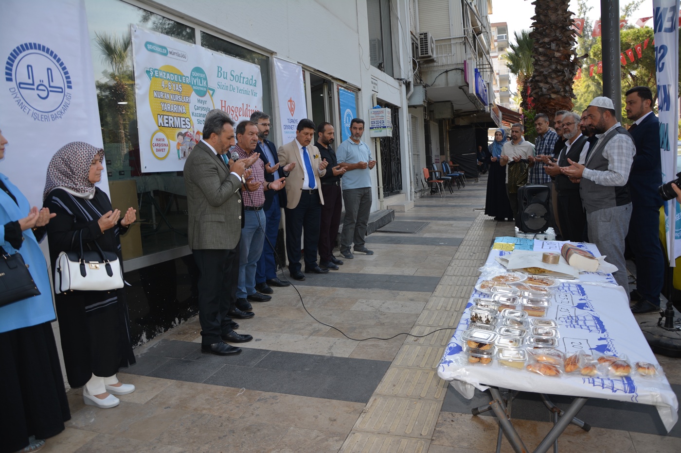 Manisa'da Kur'an Kursu Için Kermes Düzenlendi (4)