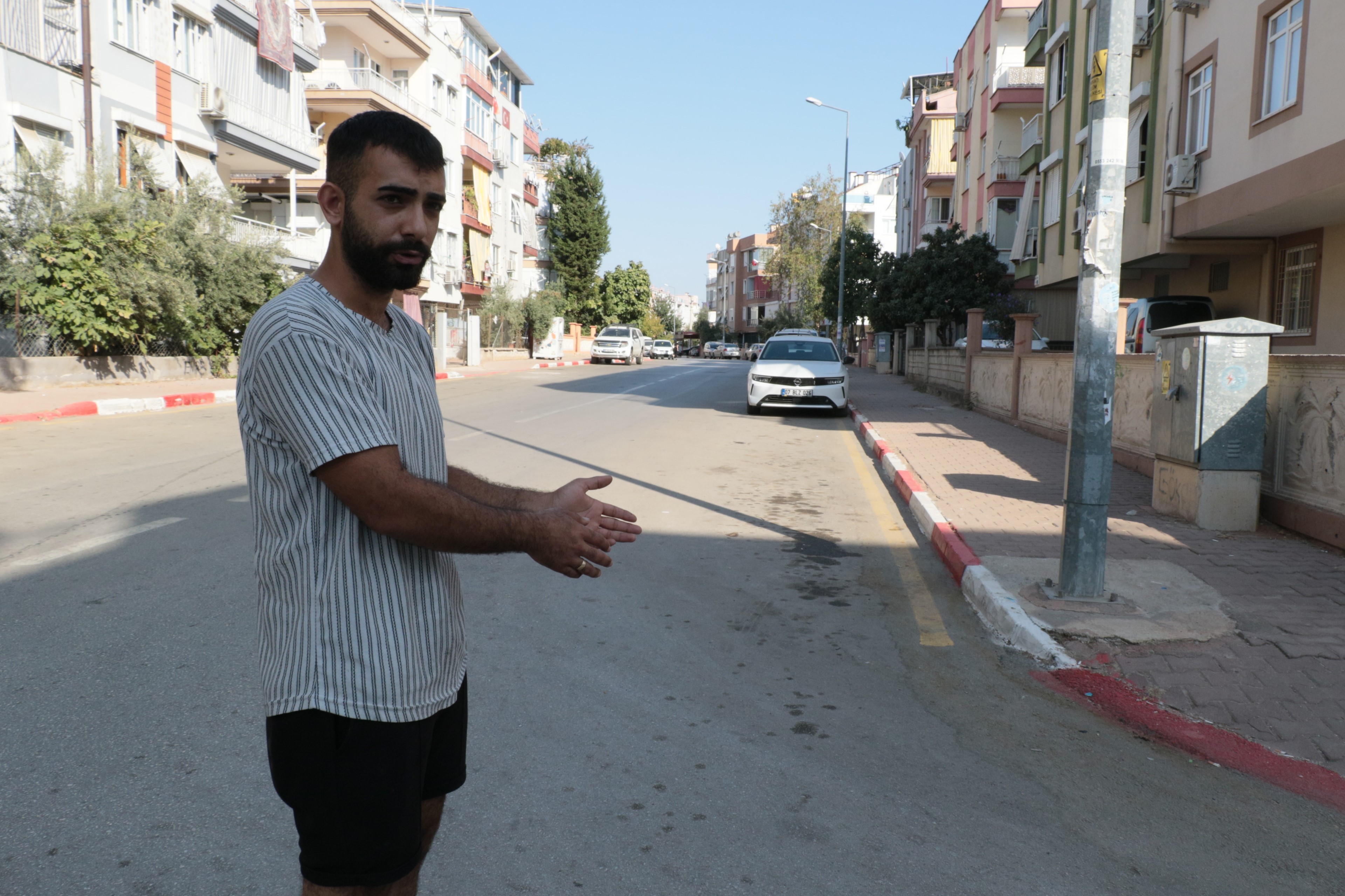 Polisi Ve Kalabalığı Izlemeye Daldı, 6 Yaşındaki Çocuğu Hayattan Kopardı (9)