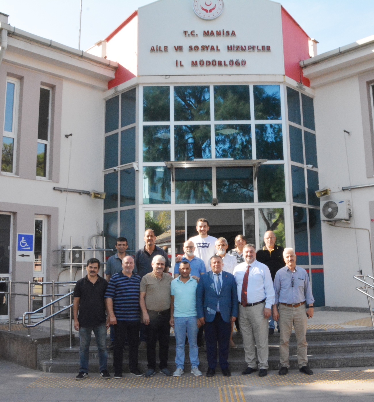 Manisa Aile ve Sosyal Hizmetler İl Müdürü Kılıç, Kardeşler Komitesi üyelerini ağırladı!-1