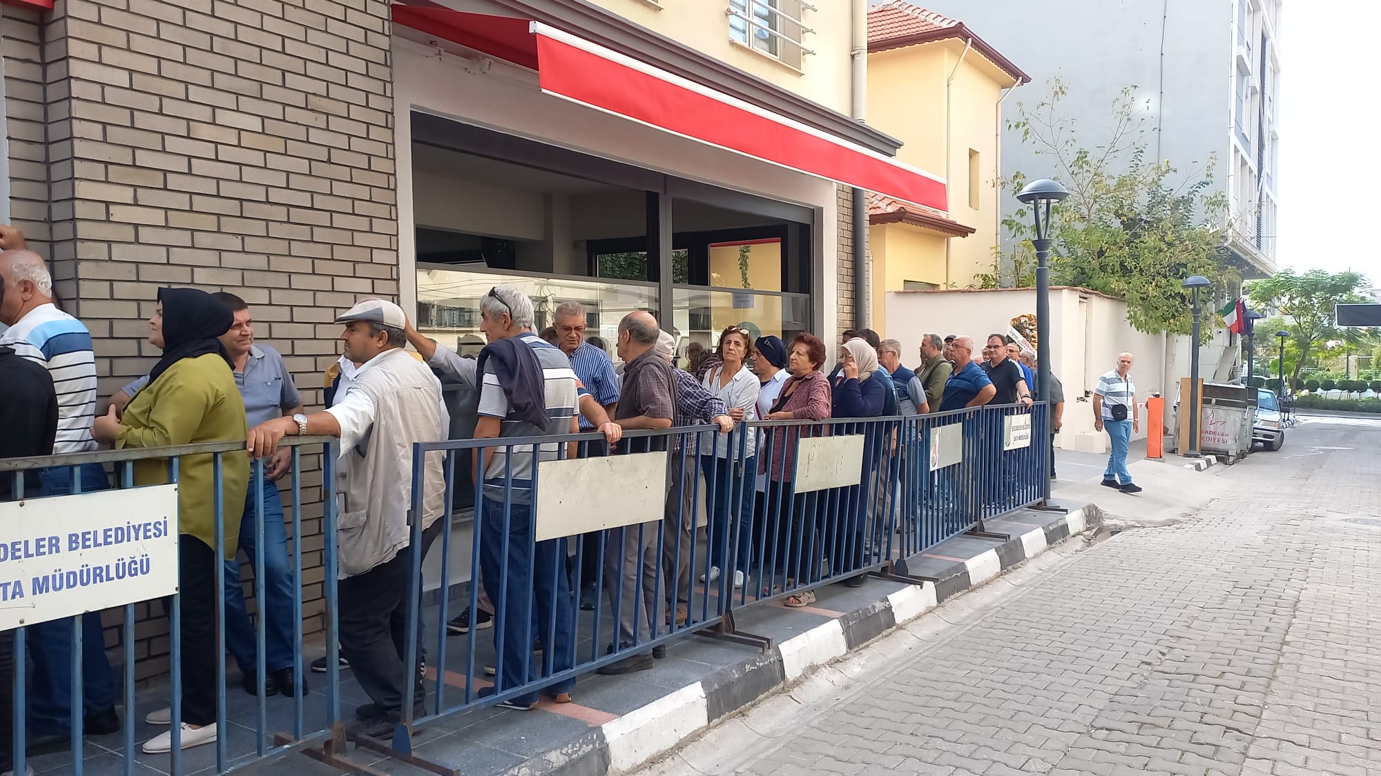 Manisalılar Halk Mandırası'na Yoğun İlgi Gösterdi-4