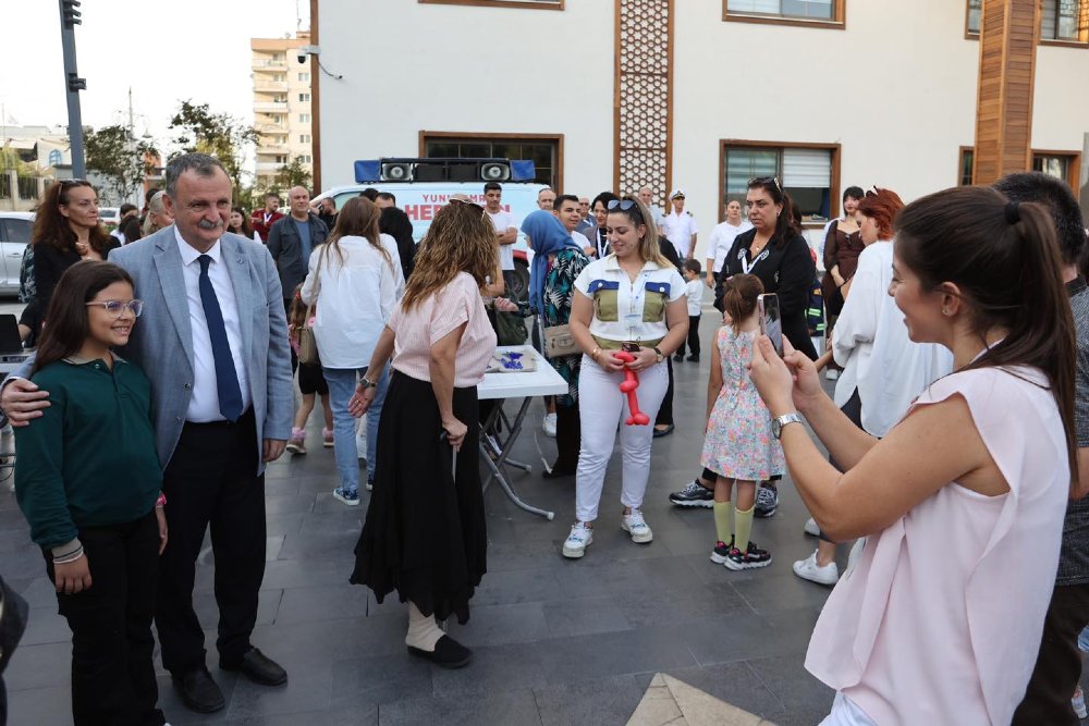 Yunusemre Belediyesi'nden Kız Çocukları Günü Etkinliği!4