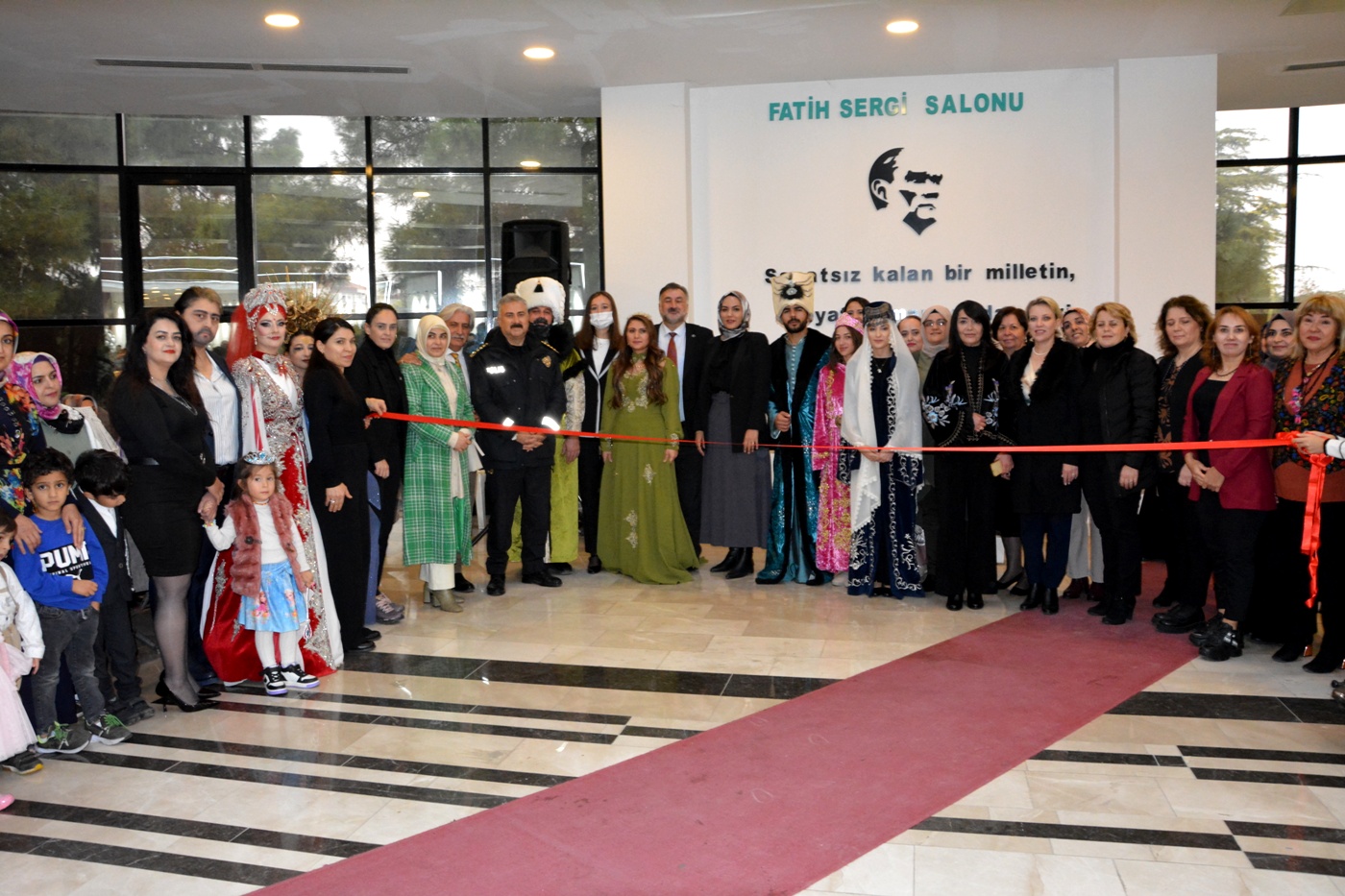 Şehzadeler SODAM Sergisi'nde el emeği göz nuru eserler yer aldı