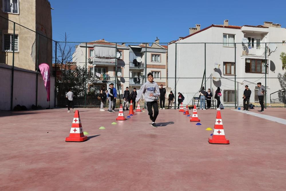 Manisa'da genç yetenekler keşfediliyor