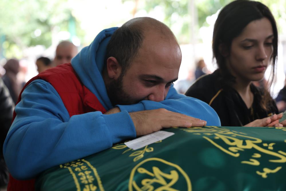 İlaçlama kurbanı Altay Toprak bebeğe acı veda: “Oğlumu öldürdüler”