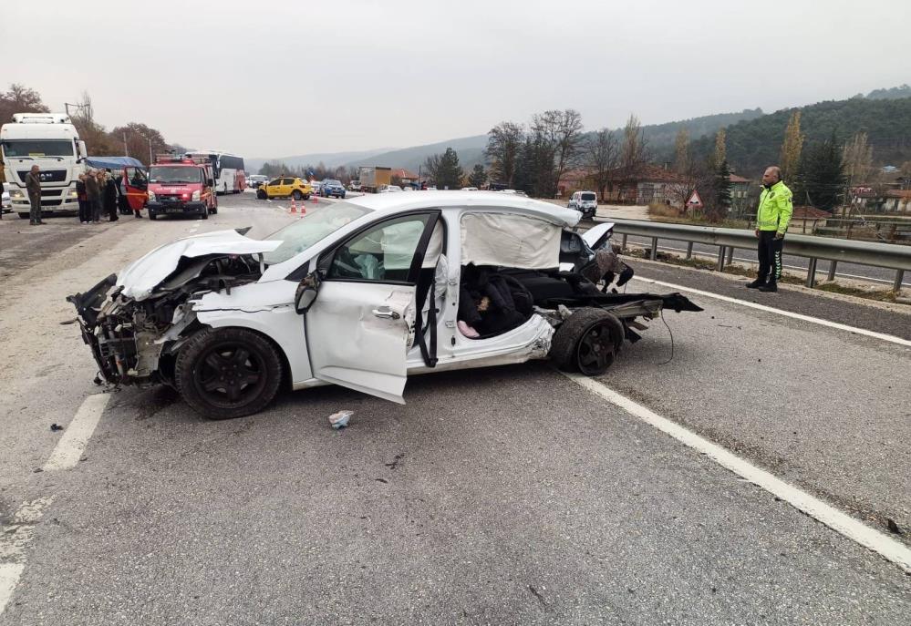 Kazaya dair acı detaylar ortaya çıktı! Genç öğretmen ve kızı hayatını kaybetti