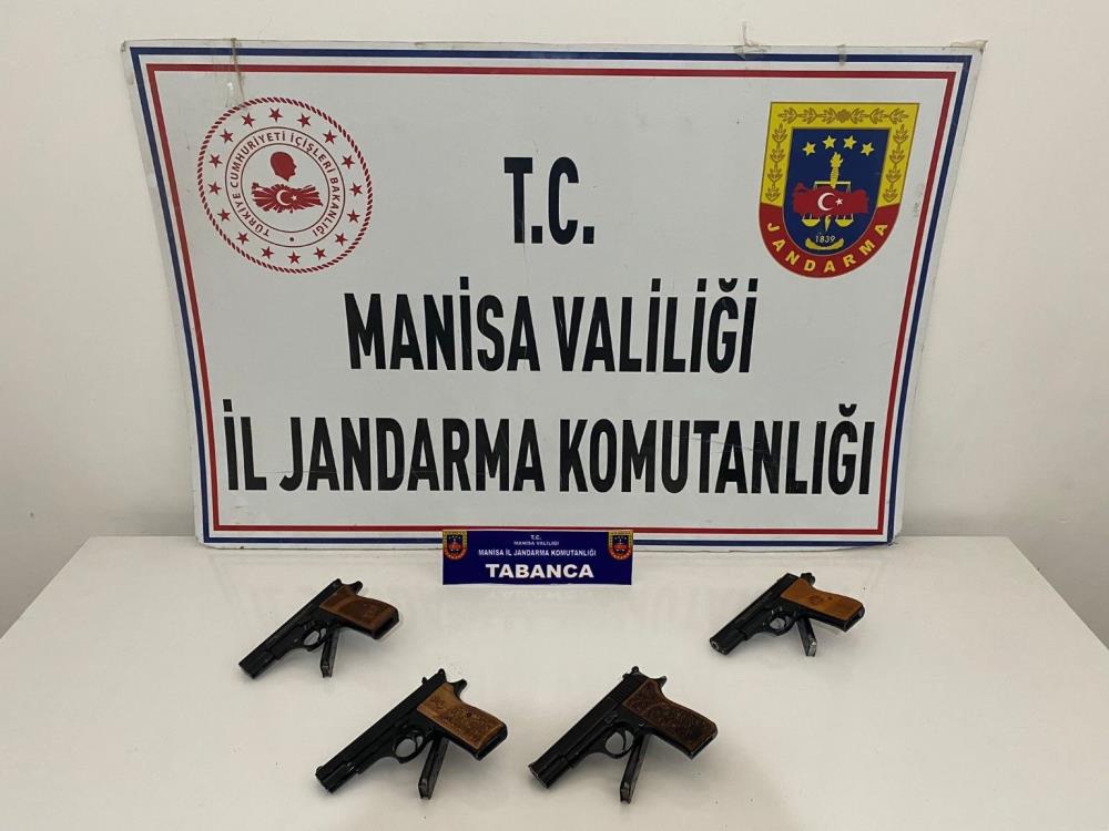 Jandarma, silah kaçakçılığına geçit vermiyor