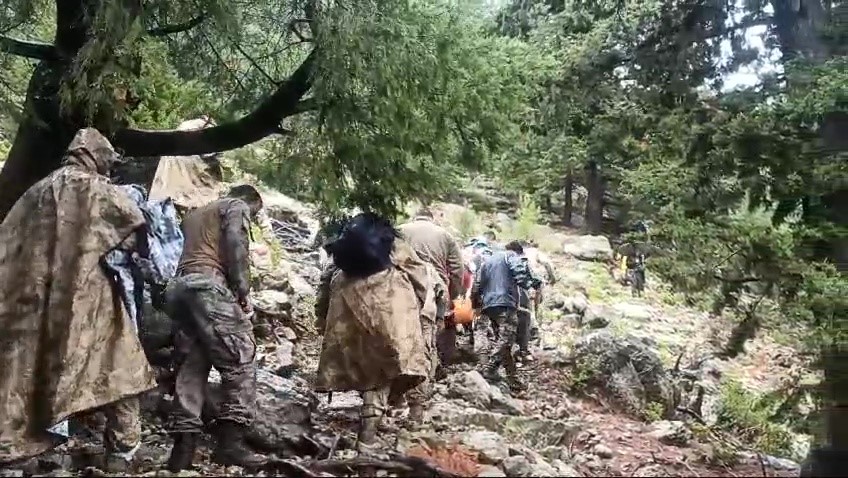 Mantar toplamak için çıkıp bitkin halde bulunan yaşlı adam hastanede hayatını kaybetti