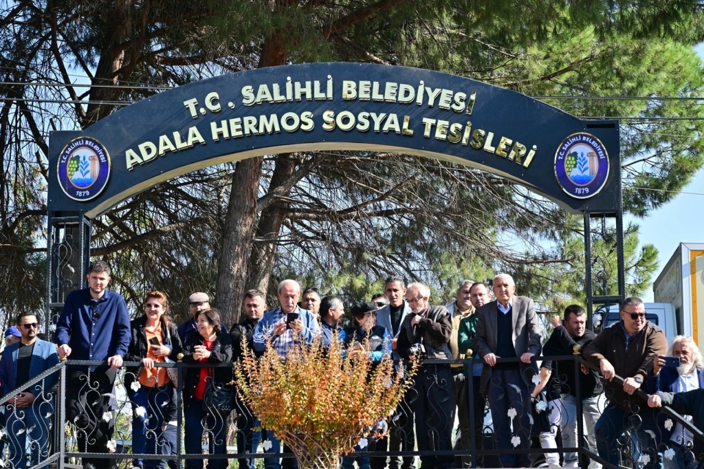 Salihli Adala Hermos Sosyal Tesisi törenle açıldı!-1