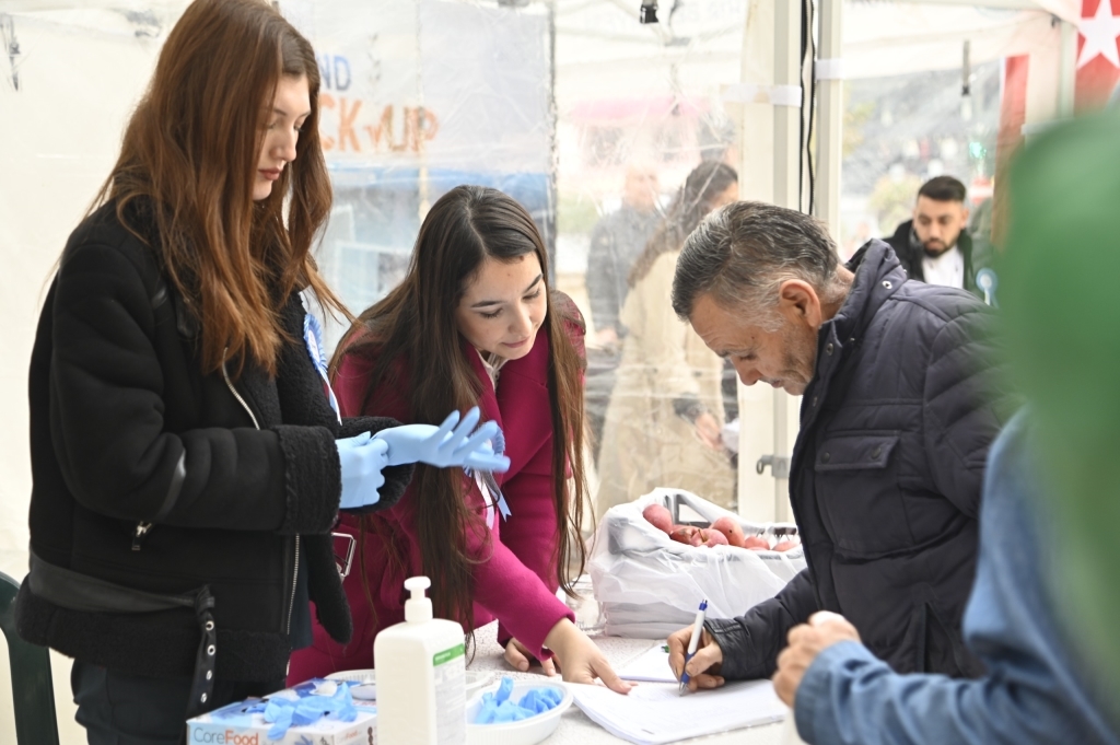 Manisa'da Diyabete Dikkat Çekildi!1