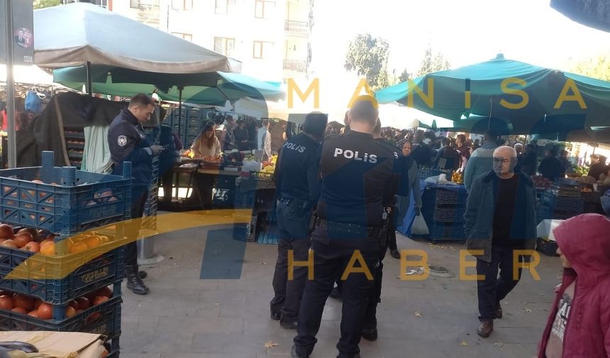 Manisa'da Pazarda Çıkan Kavgada 3 Kişi Yaralandı (4)