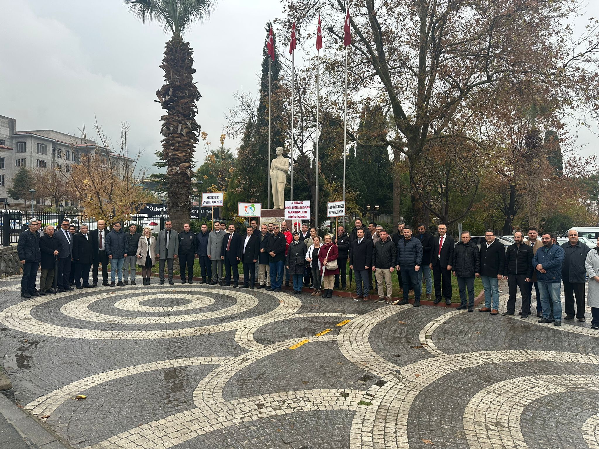 3 Aralık Dünya Engelliler Günü Kırkağaç’ta kutlandı-1