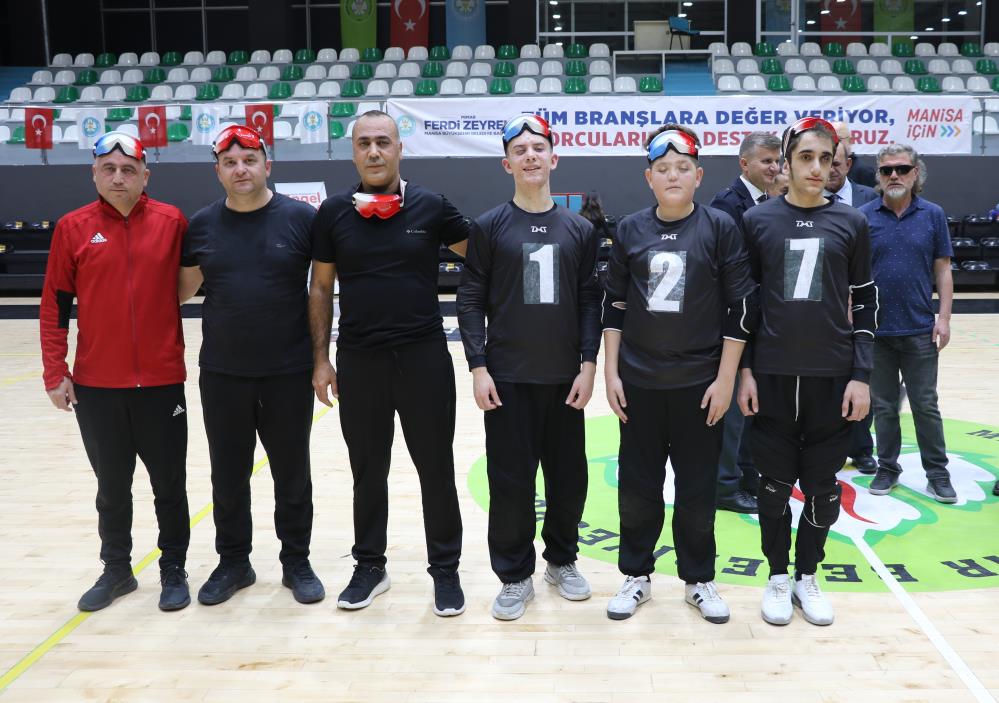 Manisa’da goalball ile engeller aşıldı