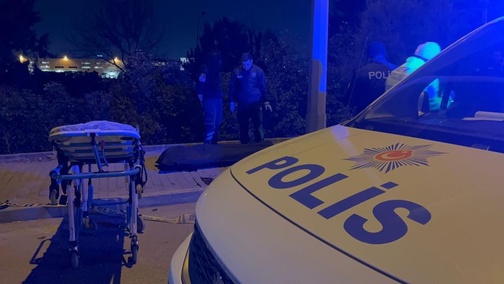 Bursa'da motosiklet otomobile çarptı: 2 ölü