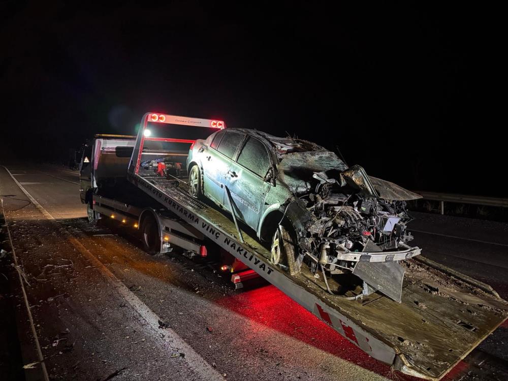 Ege'de kontrolden çıkan otomobil takla attı: 1 ölü