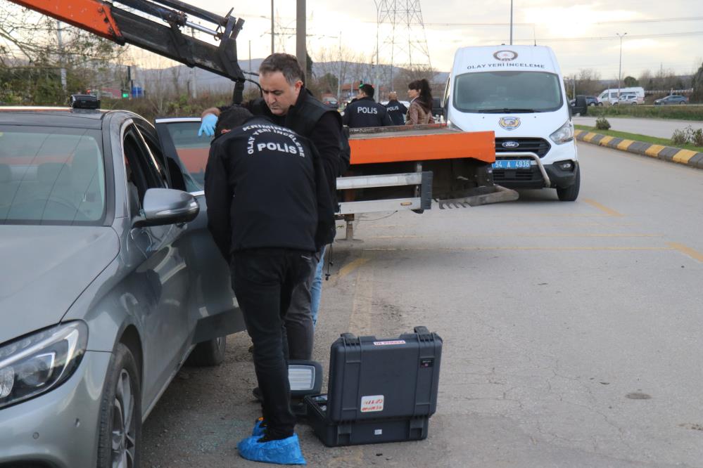 Sakarya'da kalp ve damar cerrahı başına poşet geçirilmiş halde ölü bulundu