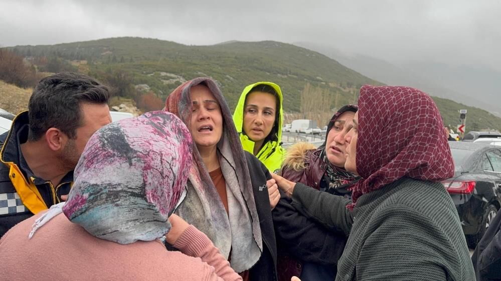 Isparta'da yağmur nedeniyle kayganlaşan yol kazaya sebep oldu: 1 ölü 24 yaralı