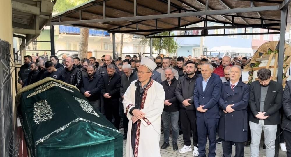 Sosyal medya fenomeni karın gerdirme ameliyatı sonrası hayatını kaybetti!