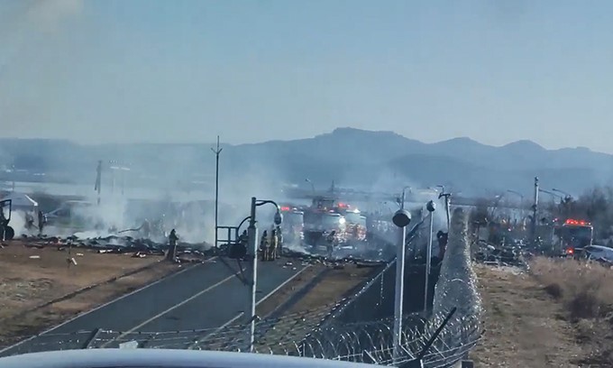 Güney Kore'deki Uçak Kazasında Ölü Sayısı 124'E Yükseldi-1