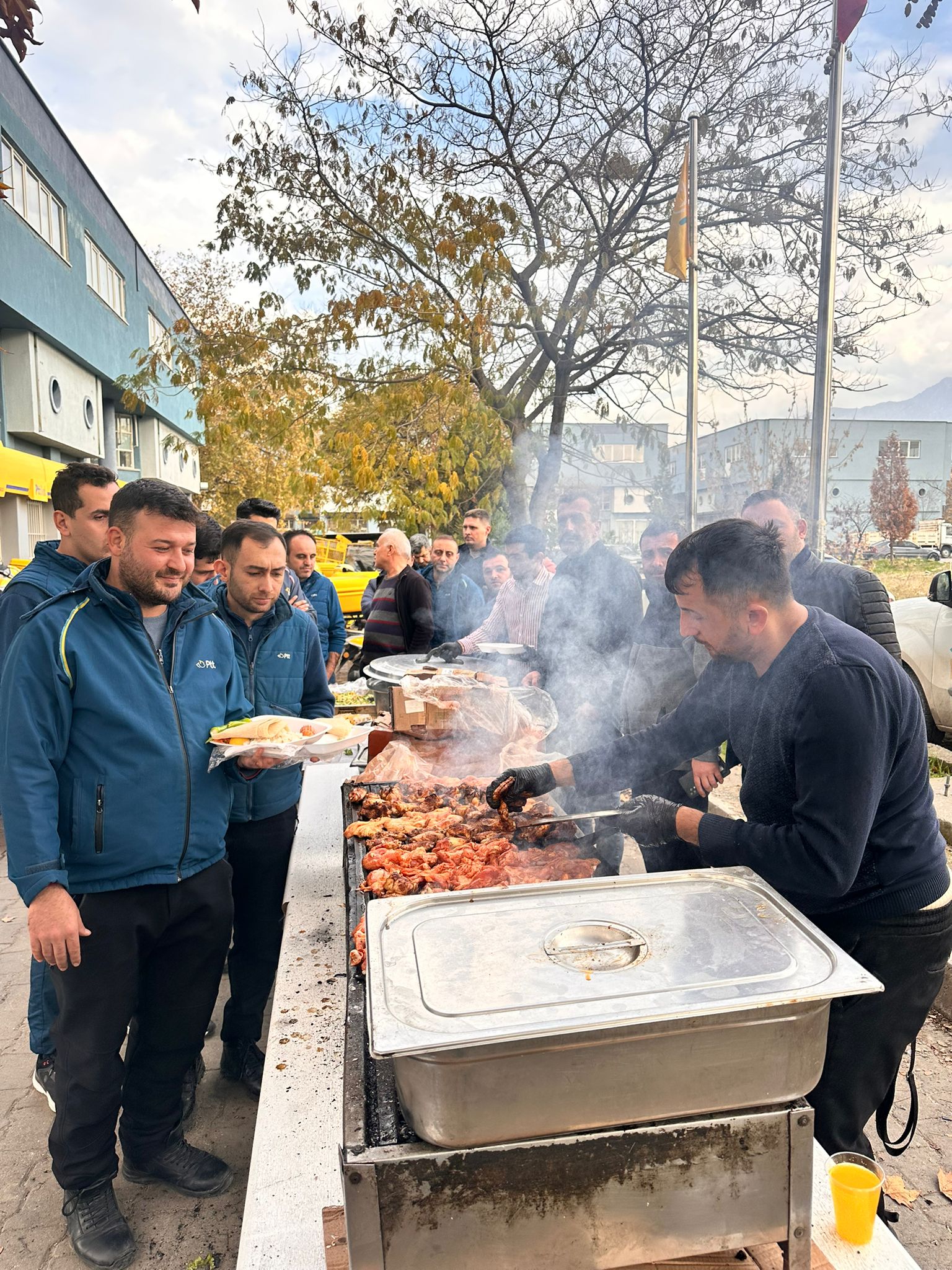 Manisa Ptt'de Personel Motivasyonu İçin Mangal Partisi! (10)