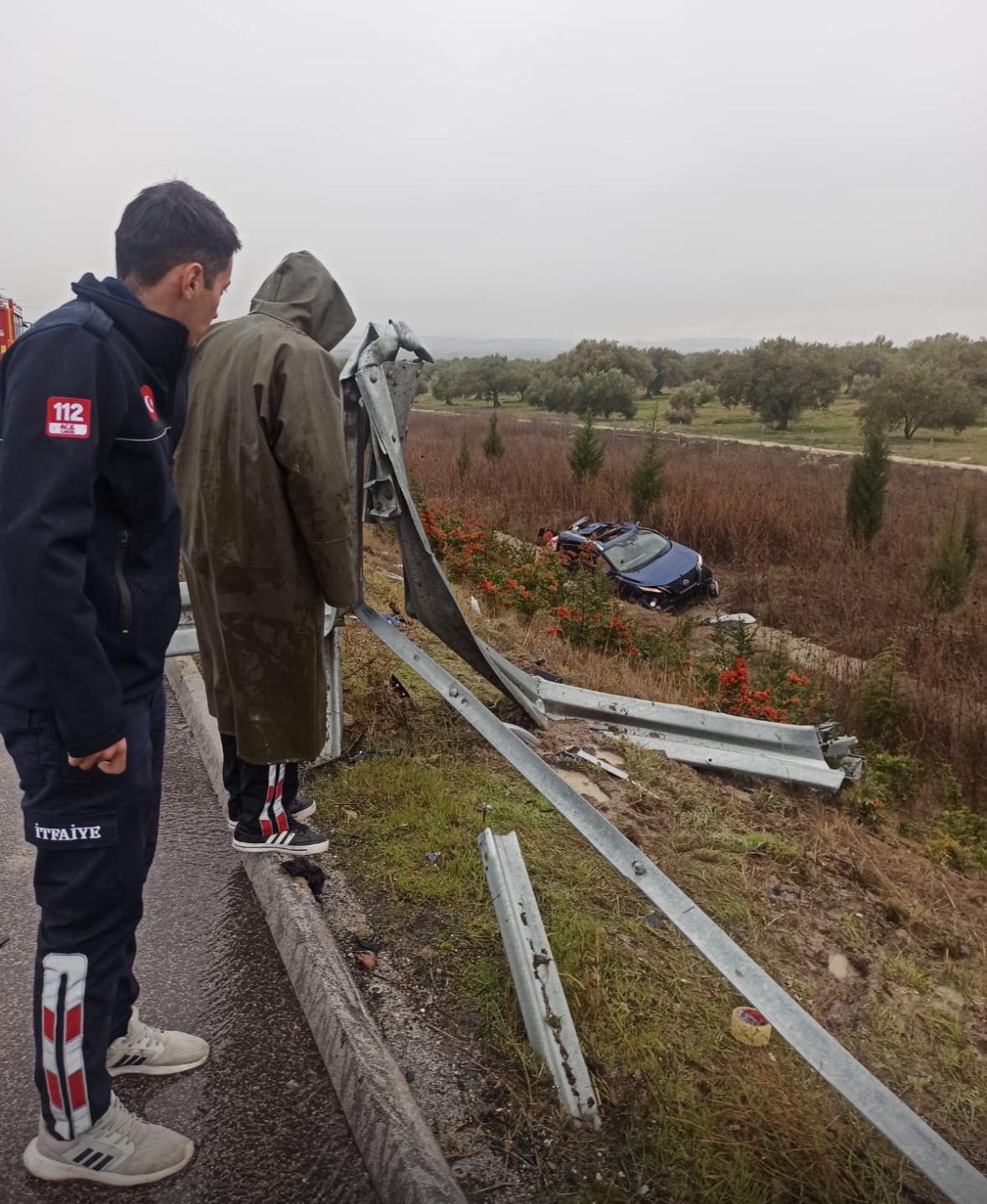 otomobil şarampole uçtu: 1 ölü 4 yaralı