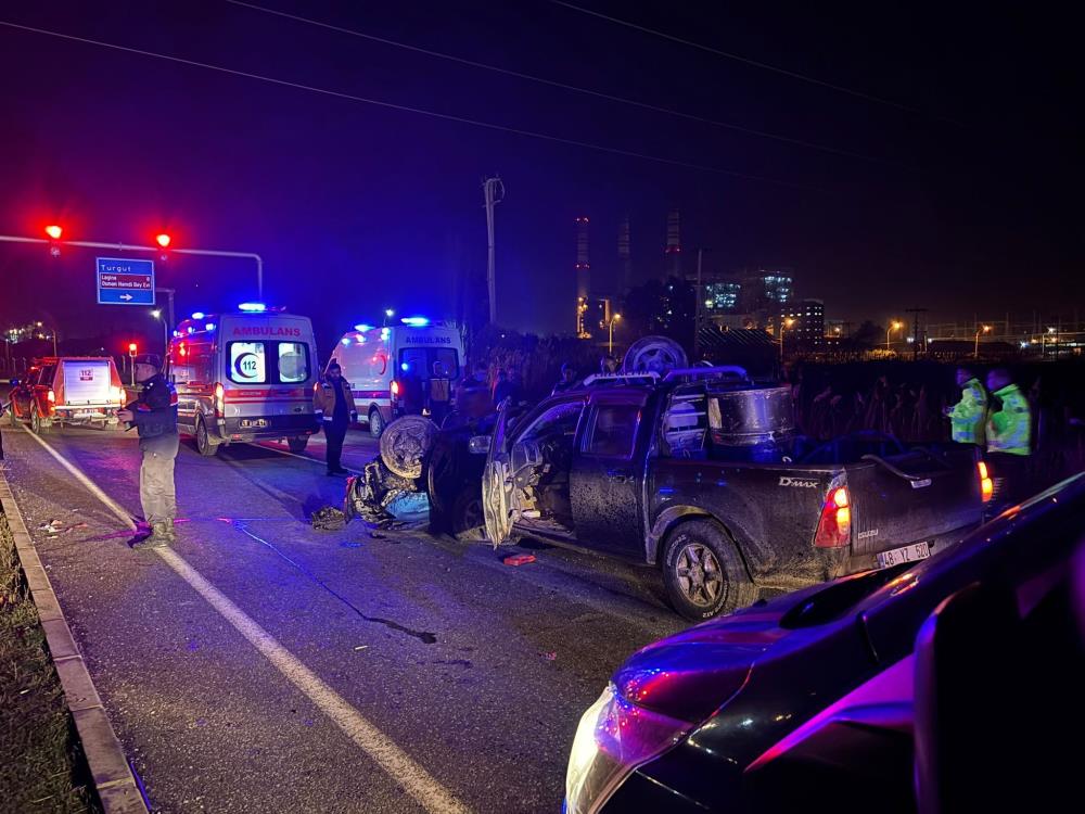 Muğla'daki trafik kazasında 2 kişi öldü, 2 kişi yaralandı