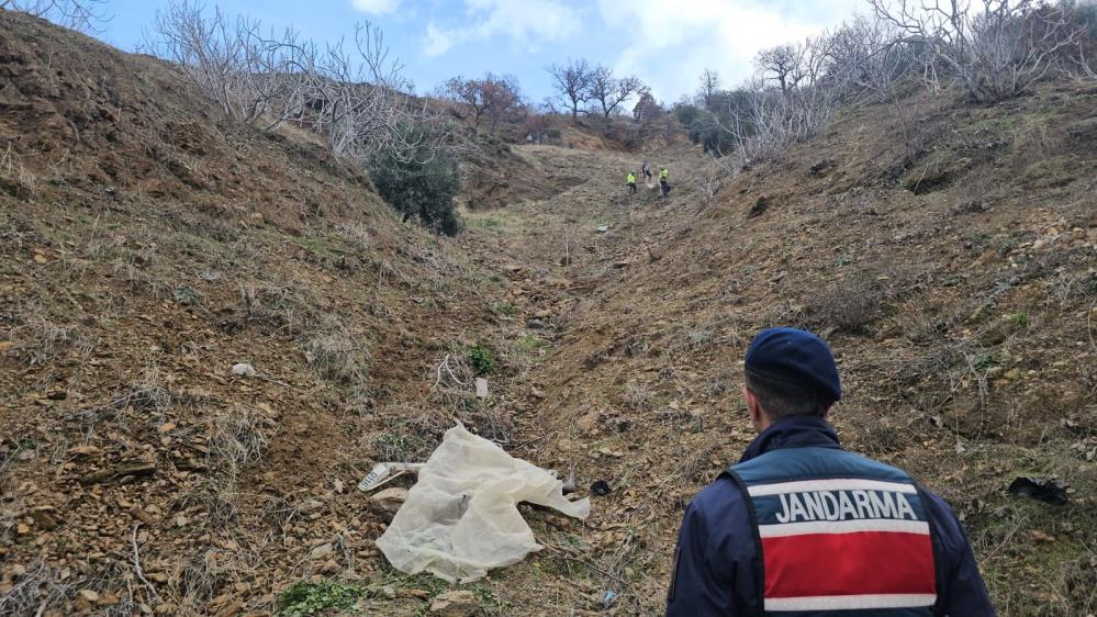 Aydın'da işçileri taşıyan araç uçuruma uçtu! 1 ölü 4 yaralı