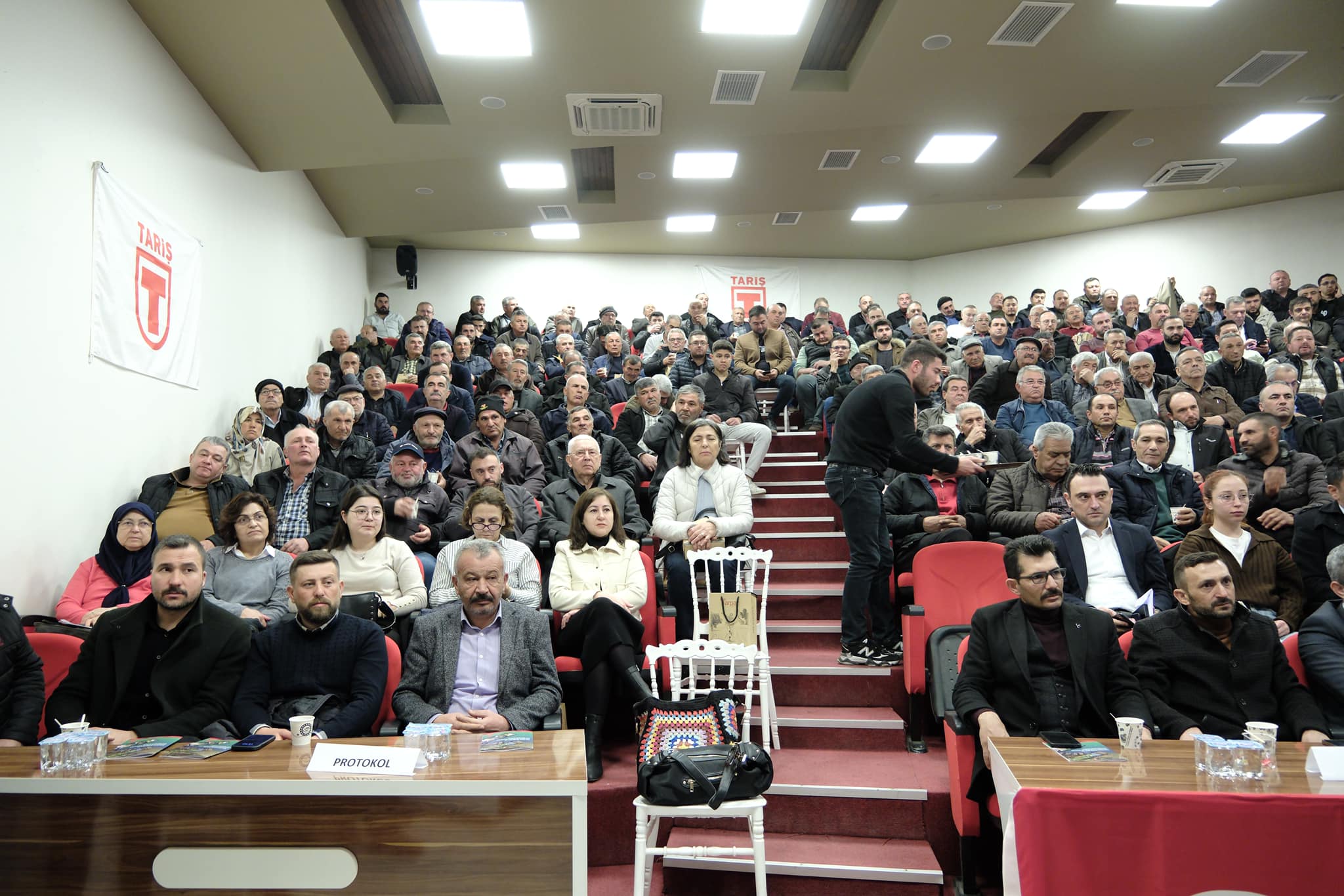 TARİŞ'ten Sarıgöl'de üzüm üreticilerine bilgilendirme toplantısı!-3