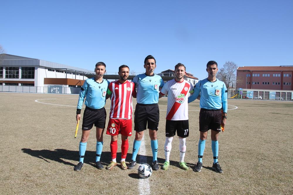 Sarıgöl Gençlerbirliği Belediyespor, deplasmanda mağlup!