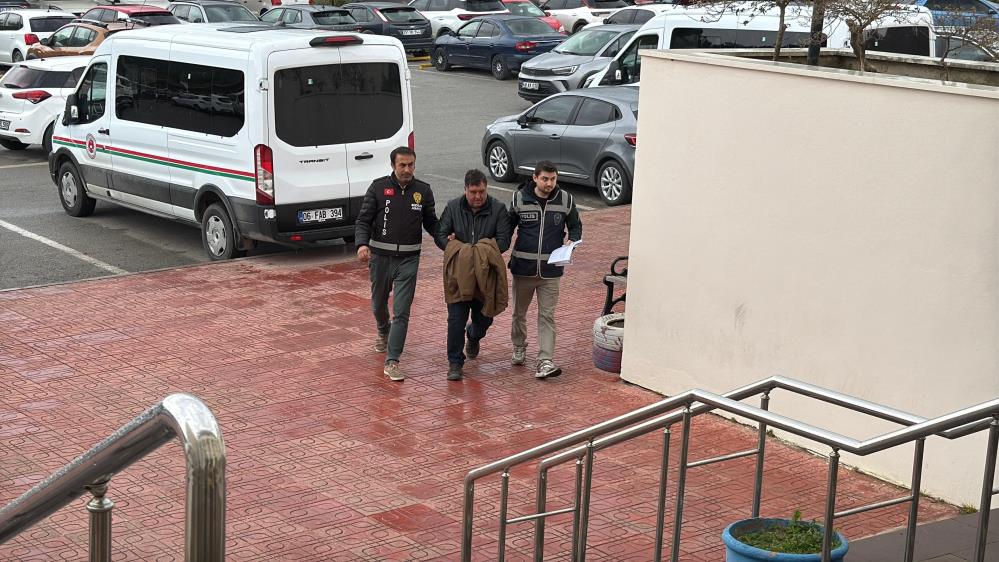 Muğla'da duvardan düşen şahıs can verdi!-1