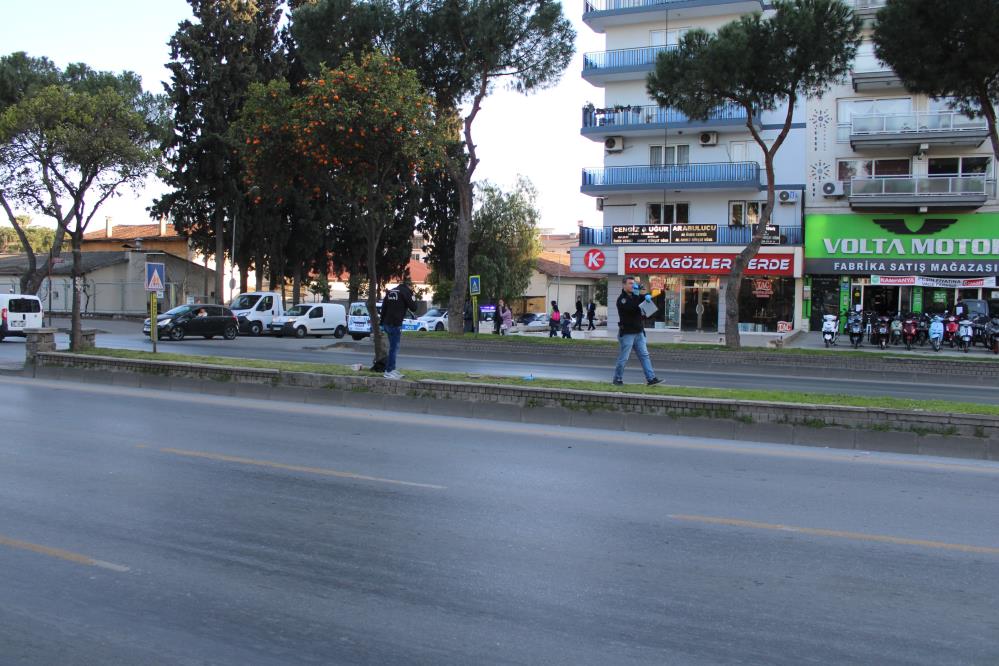 Aydın'da yolun karşısına geçmek isteyen kadın canından oldu!