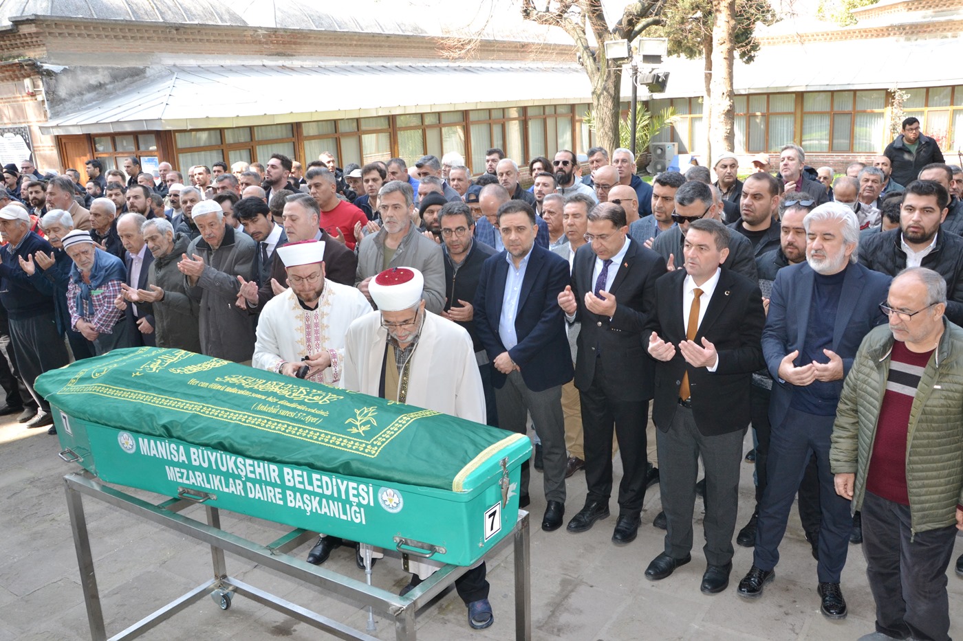 Ak Partili Fatih Katıöz'ün Babası Hayatını Kaybetti! (3)