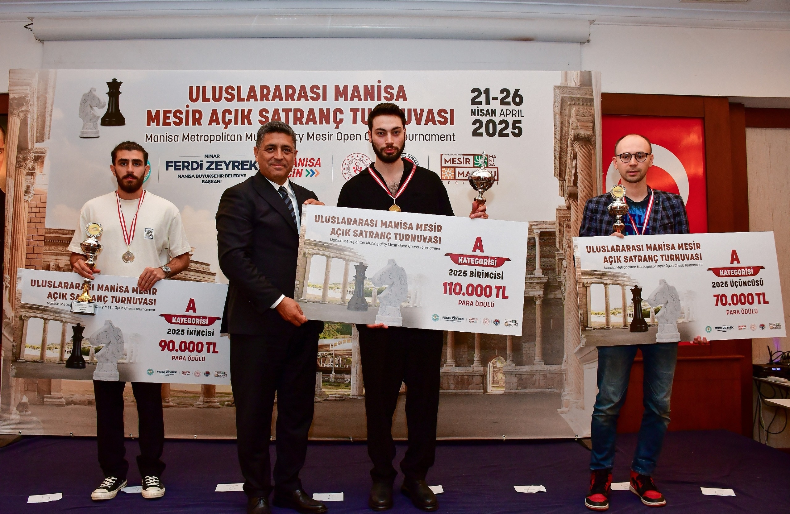 Mesir Festivali Satranç Turnuvasında kazananlar belli oldu-1