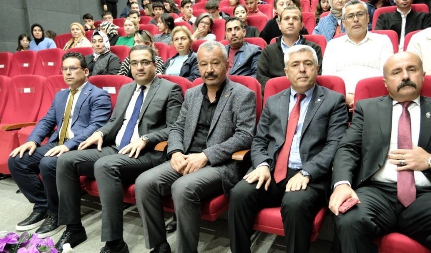 Sarıgöl Tiyatro (4)
