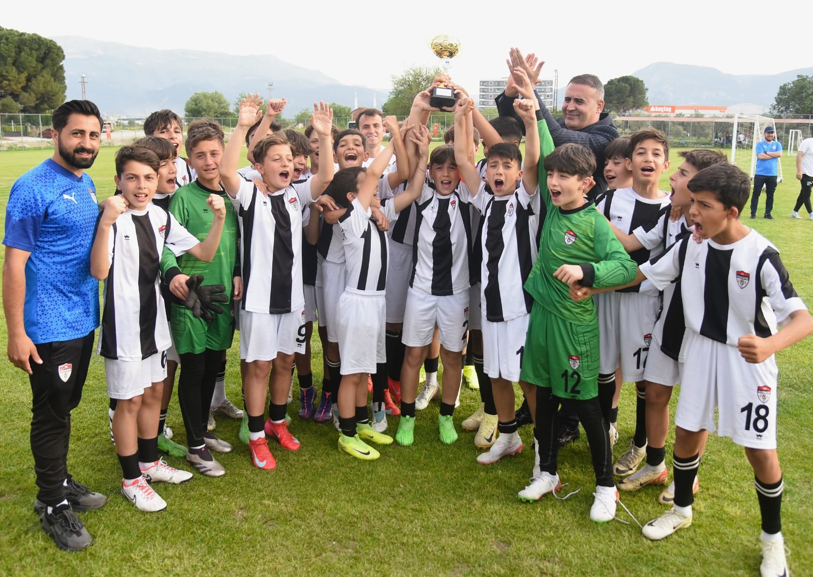 Turnuvası'nda Kupalar Sahiplerini Buldu (5)