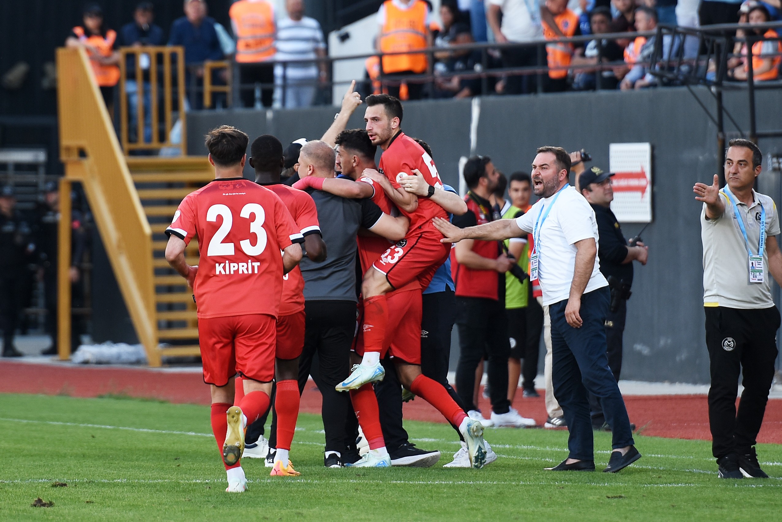 Manisa FK düşme potasına düştü-1