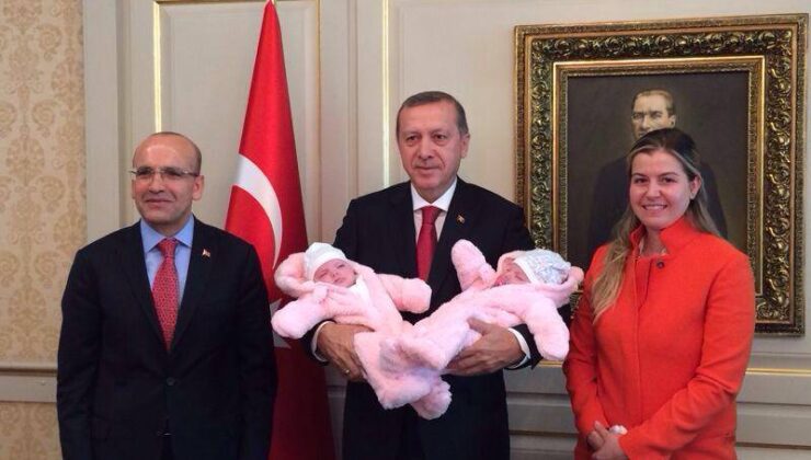 Mehmet Şimşek Kimdir? Ekonomiyi nasıl yönetti?